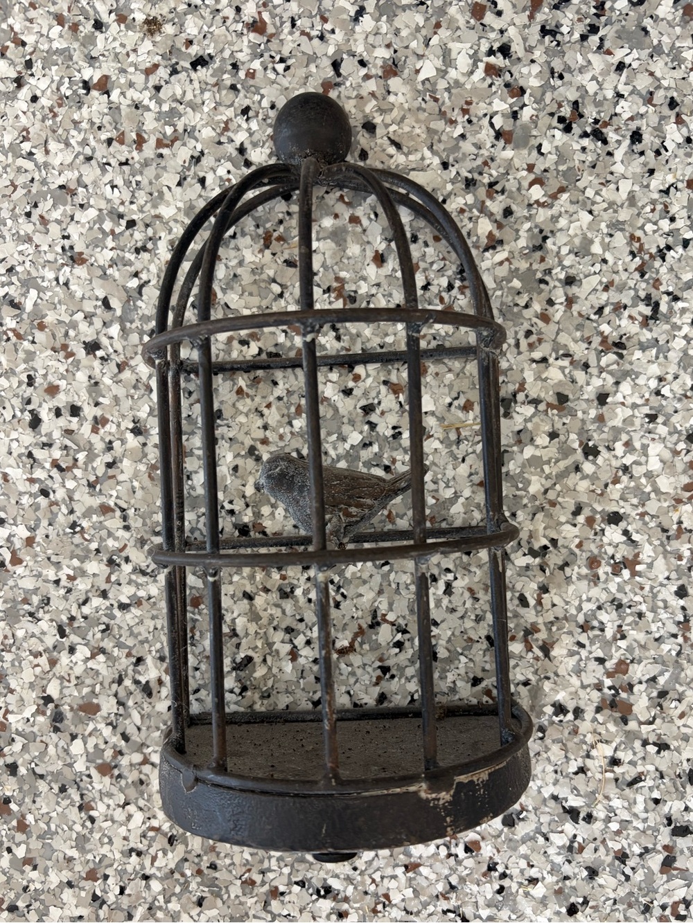 Rustic Brown Metal Bird Cage Décor – Brown